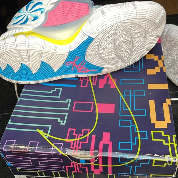 Nike Kyrie 6 White, Blue and Pink Sneakers - Picture 4 of 10